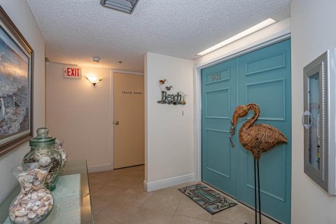 Copropriété à vendre à Hutchinson Island South, Floride: 3 chambres, 150.78 m2 № 862576 - photo 29