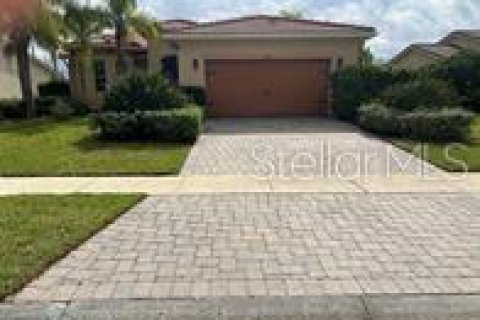 Casa en alquiler en Kissimmee, Florida, 3 dormitorios, 169.73 m2 № 1349208 - foto 1