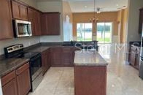 Casa en alquiler en Kissimmee, Florida, 3 dormitorios, 169.73 m2 № 1349208 - foto 14