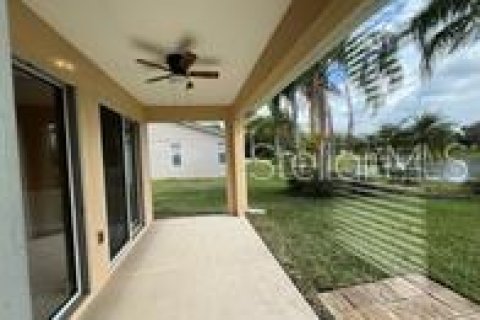 House in Kissimmee, Florida 3 bedrooms, 169.73 sq.m. № 1349208 - photo 18