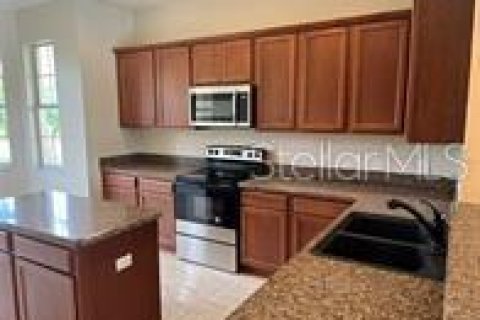 House in Kissimmee, Florida 3 bedrooms, 169.73 sq.m. № 1349208 - photo 10