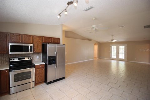 House in Palm Coast, Florida 2 bedrooms, 155.61 sq.m. № 1349210 - photo 14