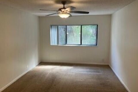 Condo in Lauderhill, Florida, 2 bedrooms  № 810273 - photo 5