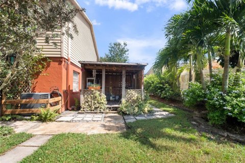 Adosado en venta en Orlando, Florida, 2 dormitorios, 124.49 m2 № 1388787 - foto 7