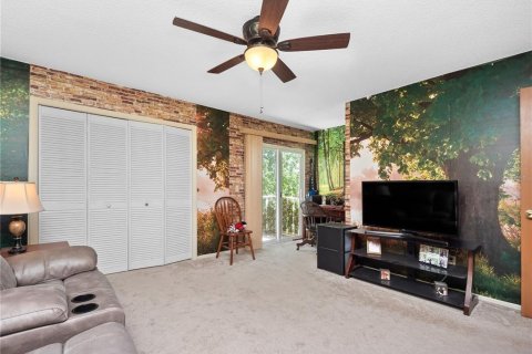 Townhouse in Orlando, Florida 2 bedrooms, 124.49 sq.m. № 1388787 - photo 19