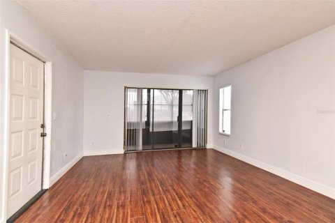 Copropriété à vendre à Orlando, Floride: 2 chambres, 103.12 m2 № 1411465 - photo 4