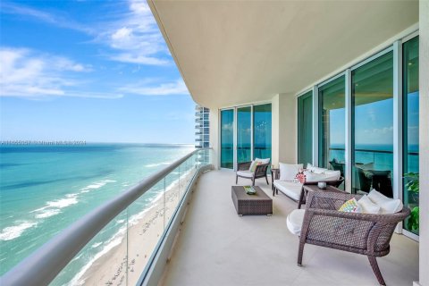 Condo in Sunny Isles Beach, Florida, 3 bedrooms  № 1354517 - photo 7