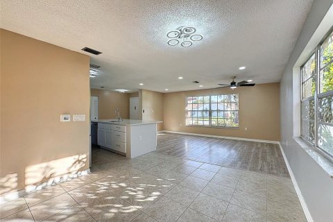 Casa en venta en New Port Richey, Florida, 3 dormitorios, 153.57 m2 № 1347359 - foto 10