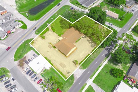 Propiedad comercial en venta en Zephyrhills, Florida, 487.55 m2 № 1298655 - foto 5