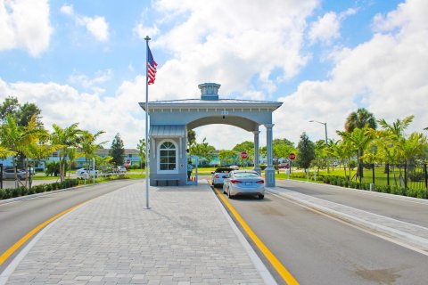 Condo in Deerfield Beach, Florida, 2 bedrooms  № 1009564 - photo 7