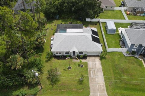 Villa ou maison à vendre à North Port, Floride: 3 chambres, 188.5 m2 № 1337542 - photo 5