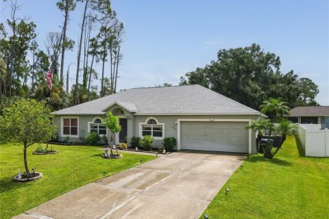 Villa ou maison à vendre à North Port, Floride: 3 chambres, 188.5 m2 № 1337542 - photo 3