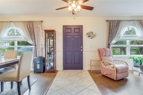 Villa ou maison à vendre à North Port, Floride: 3 chambres, 188.5 m2 № 1337542 - photo 6