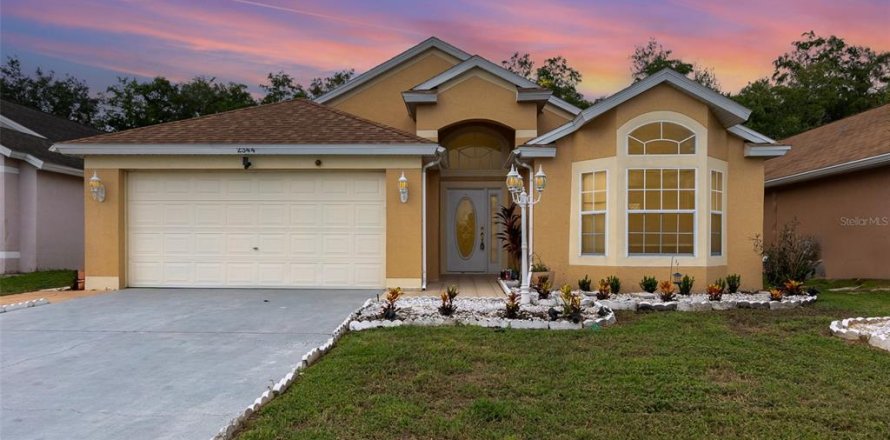 Casa en Kissimmee, Florida 3 dormitorios, 157.84 m2 № 1312985