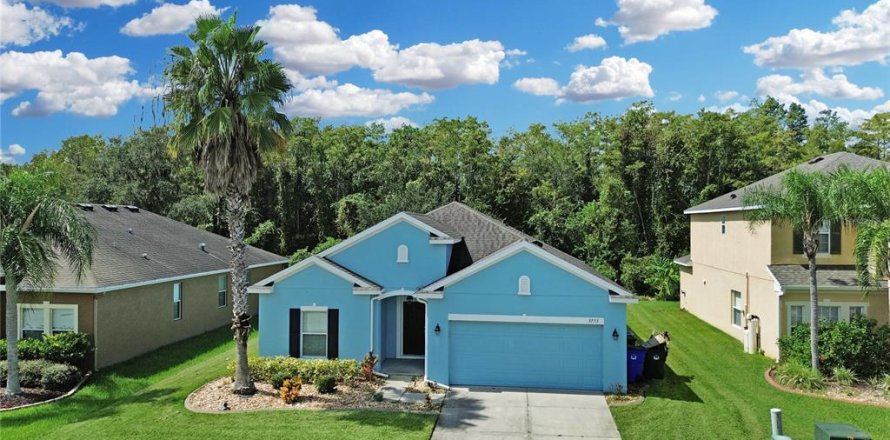 Casa en Saint Cloud, Florida 4 dormitorios, 172.71 m2 № 1387591