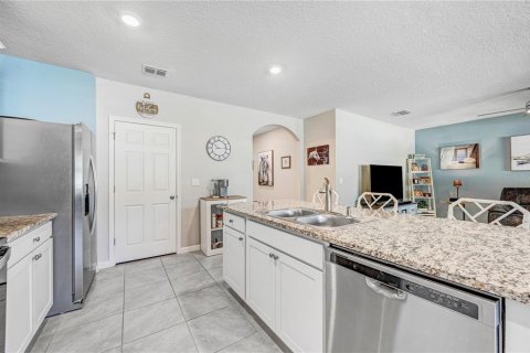 Casa en venta en Palm Bay, Florida, 3 dormitorios, 155.7 m2 № 1109730 - foto 16