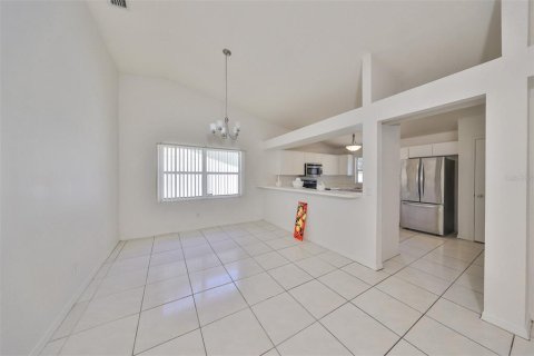 Villa ou maison à vendre à Tampa, Floride: 3 chambres, 127.09 m2 № 1339997 - photo 14