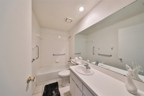 Villa ou maison à vendre à Tampa, Floride: 3 chambres, 127.09 m2 № 1339997 - photo 29