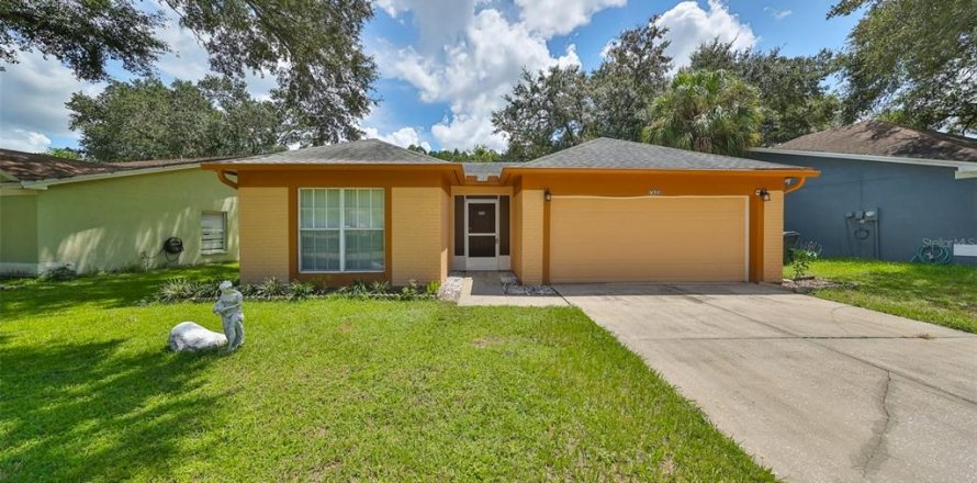 House in Tampa, Florida 3 bedrooms, 127.09 sq.m. № 1339997