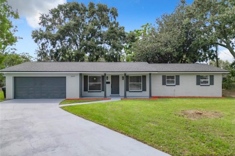 Casa en venta en Orlando, Florida, 4 dormitorios, 113.53 m2 № 1392707 - foto 1