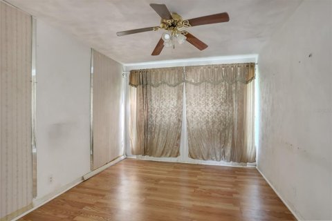 Propiedad comercial en venta en Daytona Beach, Florida, 6 dormitorios, 205.59 m2 № 1392413 - foto 7