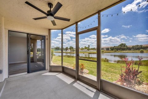 Copropriété à vendre à Punta Gorda, Floride: 2 chambres, 114.08 m2 № 1150331 - photo 30