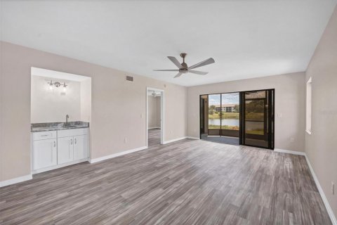 Condo in Punta Gorda, Florida, 2 bedrooms  № 1150331 - photo 18