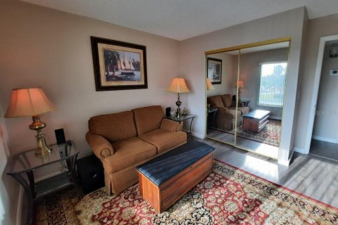 Condo in Port Charlotte, Florida, 2 bedrooms  № 1087616 - photo 17