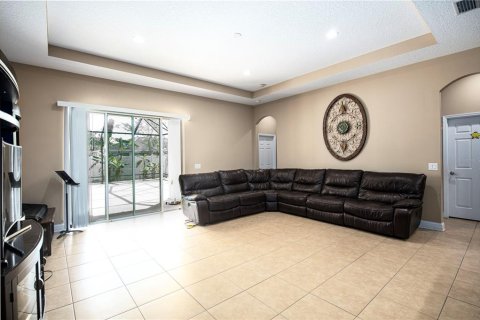 Casa en venta en Tampa, Florida, 4 dormitorios, 251.11 m2 № 1087571 - foto 17