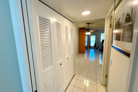 Condo in Deerfield Beach, Florida, 1 bedroom  № 1128968 - photo 25