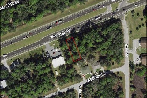 Terreno en venta en Port Charlotte, Florida № 675618 - foto 1