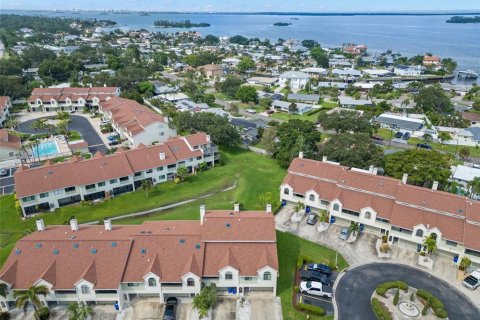 Touwnhouse à vendre à Dunedin, Floride: 3 chambres, 194.72 m2 № 1314813 - photo 2