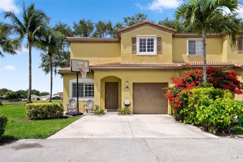 Adosado en venta en Miramar, Florida, 3 dormitorios, 124.21 m2 № 1187632 - foto 15