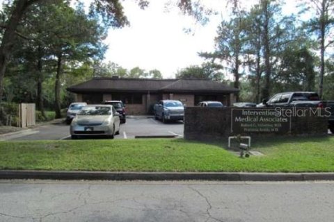 Купить коммерческую недвижимость в Гейнсвилл, Флорида 466.65м2, № 295350 - фото 2