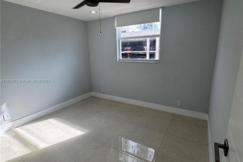 Condominio en venta en Miami, Florida, 2 dormitorios, 73.49 m2 № 1389602 - foto 6