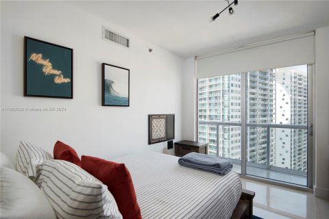 Condo in Miami, Florida, 2 bedrooms  № 1389649 - photo 24