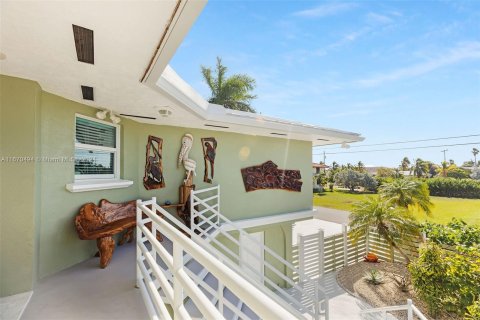 Casa en venta en Big Pine Key, Florida, 3 dormitorios, 147.81 m2 № 1389603 - foto 16