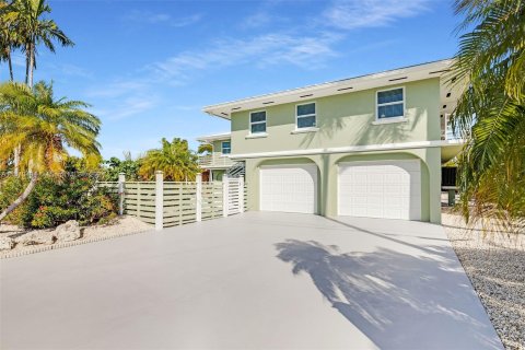 Villa ou maison à vendre à Big Pine Key, Floride: 3 chambres, 147.81 m2 № 1389603 - photo 4