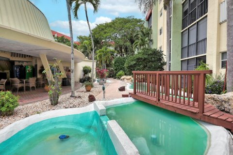 Copropriété à vendre à Fort Lauderdale, Floride: 2 chambres, 86.21 m2 № 1077449 - photo 10