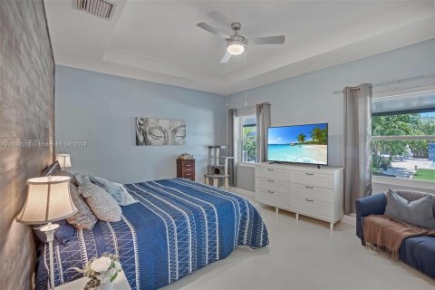 Casa en venta en Miami, Florida, 4 dormitorios, 216.93 m2 № 1309914 - foto 12