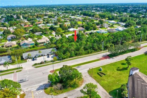 Propiedad comercial en venta en Port St. Lucie, Florida № 1310917 - foto 6