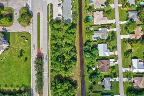 Propiedad comercial en venta en Port St. Lucie, Florida № 1310917 - foto 4