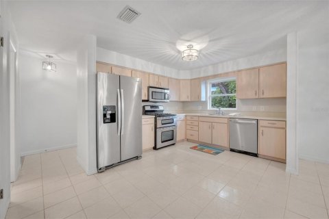 Casa en venta en New Smyrna Beach, Florida, 2 dormitorios, 136.38 m2 № 1399575 - foto 6