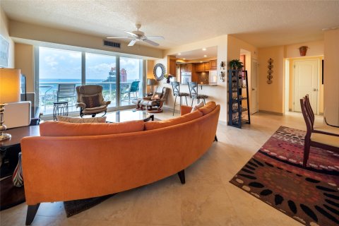 Condo in Fort Lauderdale, Florida, 2 bedrooms  № 1177050 - photo 18