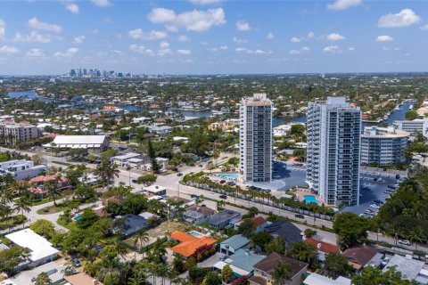 Condo in Fort Lauderdale, Florida, 2 bedrooms  № 1177050 - photo 3