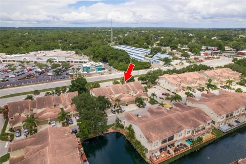 Touwnhouse à vendre à Tampa, Floride: 3 chambres, 130.25 m2 № 1267013 - photo 2