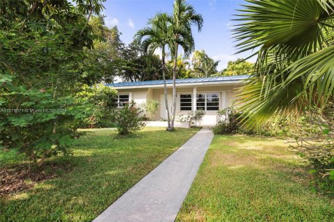 Villa ou maison à vendre à Palmetto Bay, Floride: 3 chambres, 179.77 m2 № 1159188 - photo 30