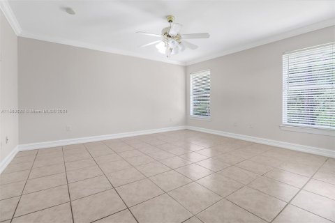 Villa ou maison à vendre à Lehigh Acres, Floride: 3 chambres, 132.66 m2 № 1159248 - photo 15