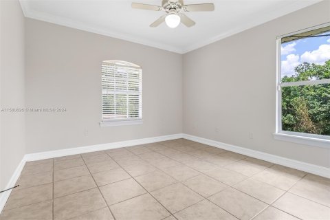 Villa ou maison à vendre à Lehigh Acres, Floride: 3 chambres, 132.66 m2 № 1159248 - photo 18