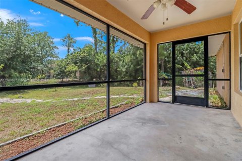 Villa ou maison à vendre à Lehigh Acres, Floride: 3 chambres, 132.66 m2 № 1159248 - photo 23